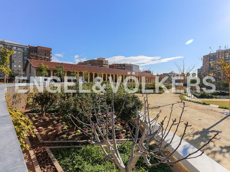Foto ac528ca7-36dc-4755-aa25-957870e95776. Appartamento con riscaldamento in Russafa Valencia