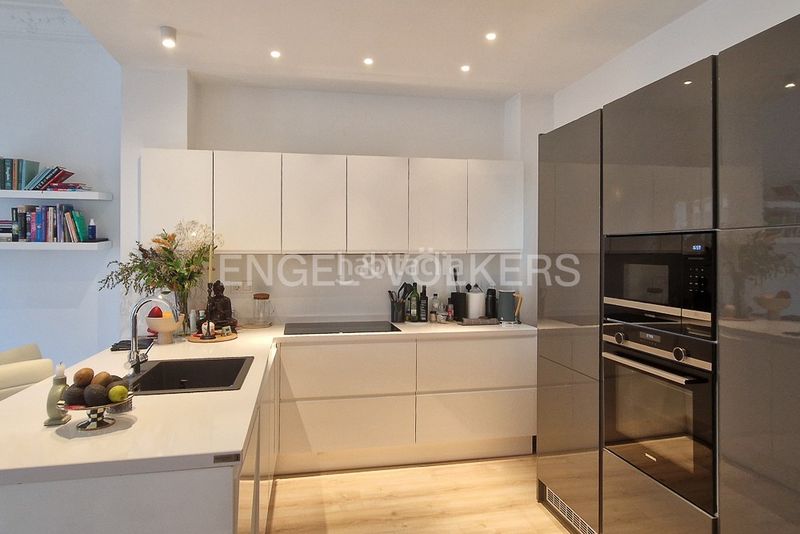 Foto d95d3548-4614-416e-b6db-7766a3876ef8. Appartamento con riscaldamento in Russafa Valencia
