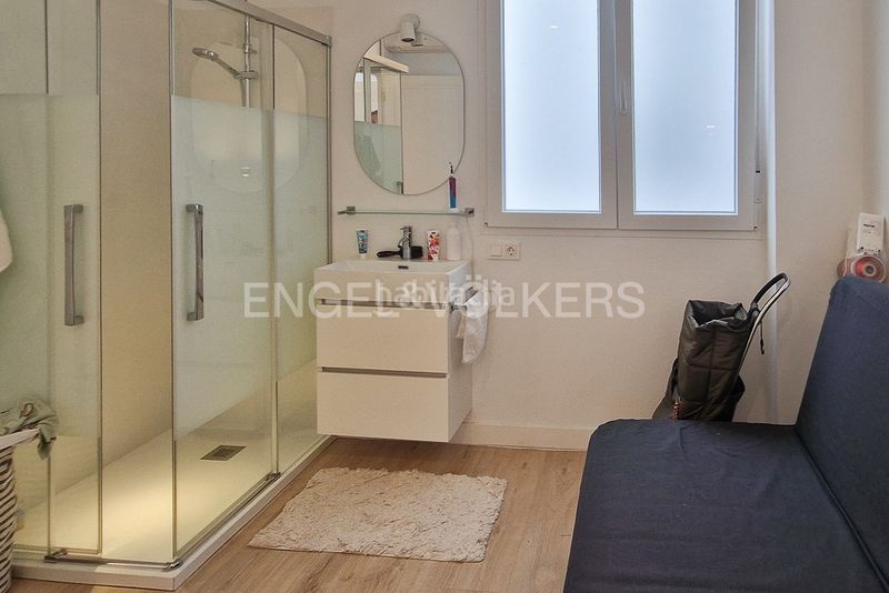 Foto e6ba5f27-fd60-4a36-9a0b-b3525ce6bfb4. Appartamento con riscaldamento in Russafa Valencia