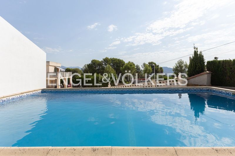 Foto 56b05efd-a643-4861-8d0a-56c11b00a850. Alquiler casa  unifamiliar en montes de palancia en Algar de Palància