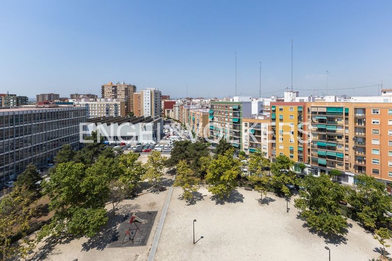 Foto d39d0123-c678-437c-9c74-8a3ec0683bee. Pis amb calefacció aparcament a Soternes Valencia
