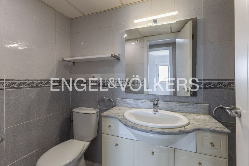 Foto f77697d2-f57d-41e2-af4c-117ee9ebdbd0. Pis amb calefacció aparcament a Soternes Valencia