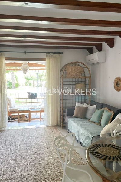 Foto c6ed1d75-636e-4681-86cf-a625981b35a0. Casa amb calefacció piscina a El Puerto Dénia