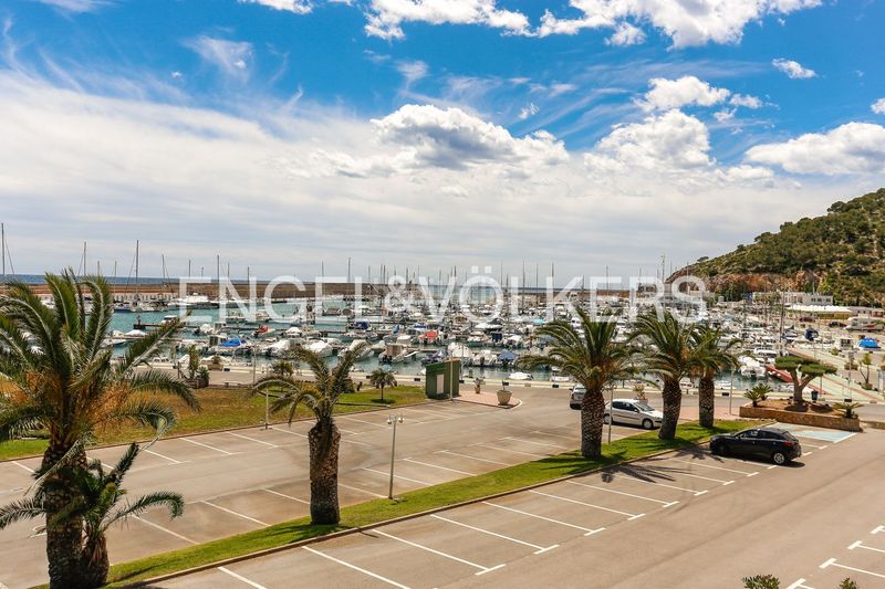Foto cb42e7b5-4dd2-4990-8bbc-cb894c26e5d8. Pis amb calefacció aparcament piscina a Acapulco Oropesa del Mar