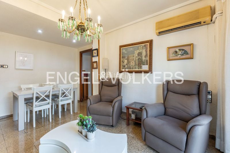 Foto ec1cb568-9c56-44fd-8d4f-798d4a0446f9. Pis amb calefacció a La Petxina Valencia