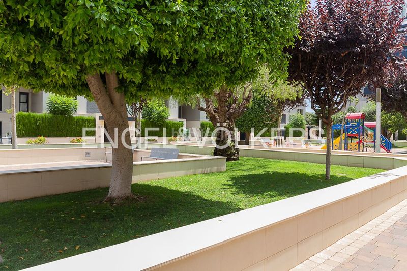 Foto 0cffb2de-169b-471e-ae98-de76a03d732c. Dúplex amb calefacció aparcament piscina a Barrio Benicalap Valencia