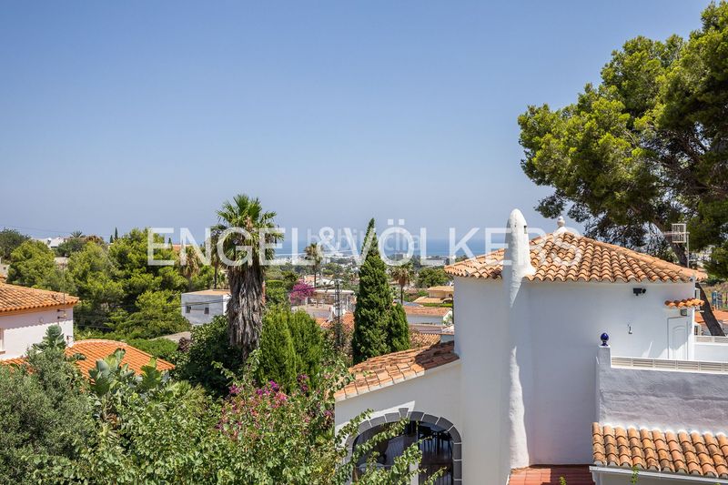 Foto add54dc9-4429-42a5-9089-9fa9cc749f1d. Casa amb calefacció aparcament piscina a El Montgó Dénia