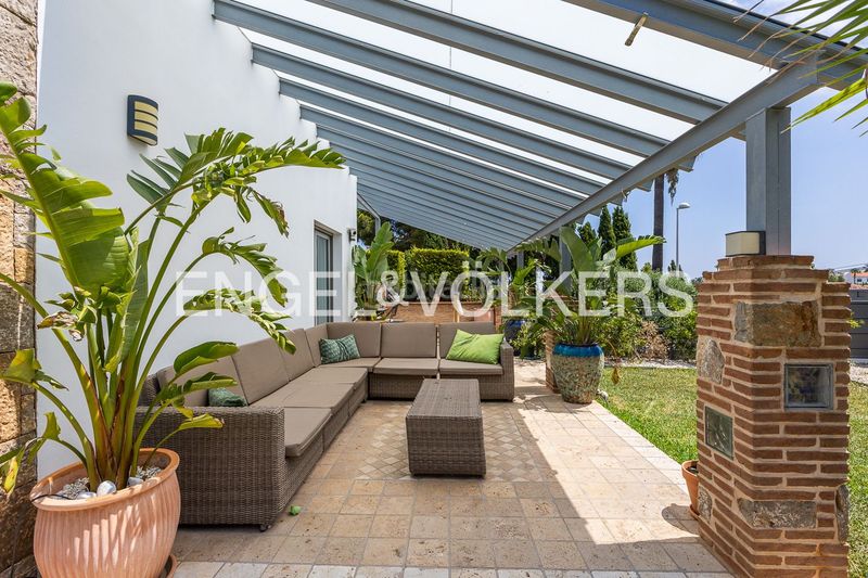 Foto ca1f0bbf-a7fb-4623-9a48-3355057faa86. Casa amb calefacció aparcament piscina a El Montgó Dénia