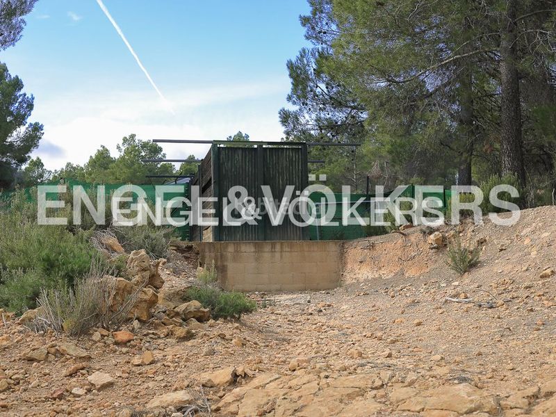 Foto f3909e03-0857-44b5-915f-a5b18ef61931. Masia amb calefacció piscina a Ayora