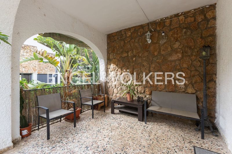 Foto 862a6ac9-f1bc-49c7-8586-3b3413151fa5. Casa amb calefacció piscina a Godelleta