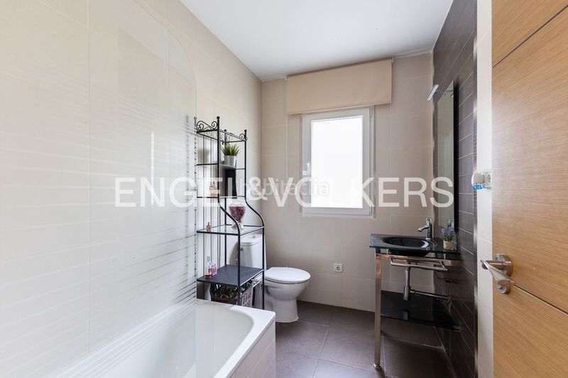 Foto faf7d1a8-a1b5-484a-9006-a217827e6487. Casa amb calefacció piscina a Godelleta
