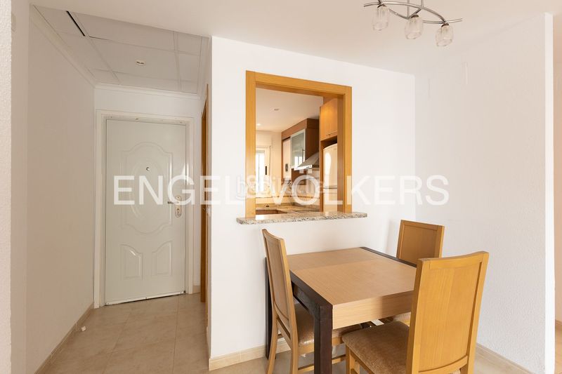 Foto 03126009-9731-48dd-9940-35aa22a02ae8. Pis amb calefacció aparcament piscina a Jardines del Mar Oropesa del Mar