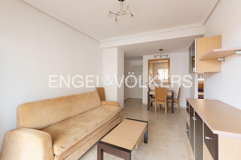 Foto f4700dda-e662-4f72-8028-7d9601c05d7a. Pis amb calefacció aparcament piscina a Jardines del Mar Oropesa del Mar