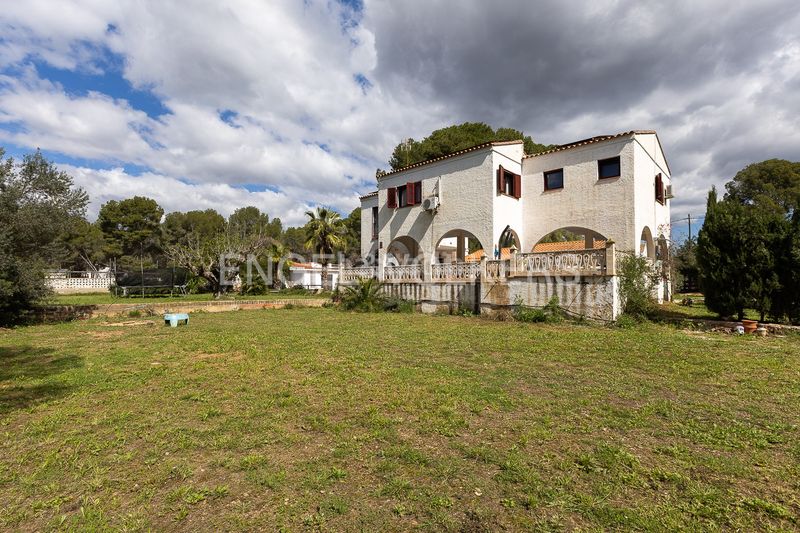 Foto 6f0859aa-197d-469d-a13d-daf504b7140e. Casa amb calefacció aparcament piscina a Los Pinares-La Masia Bétera