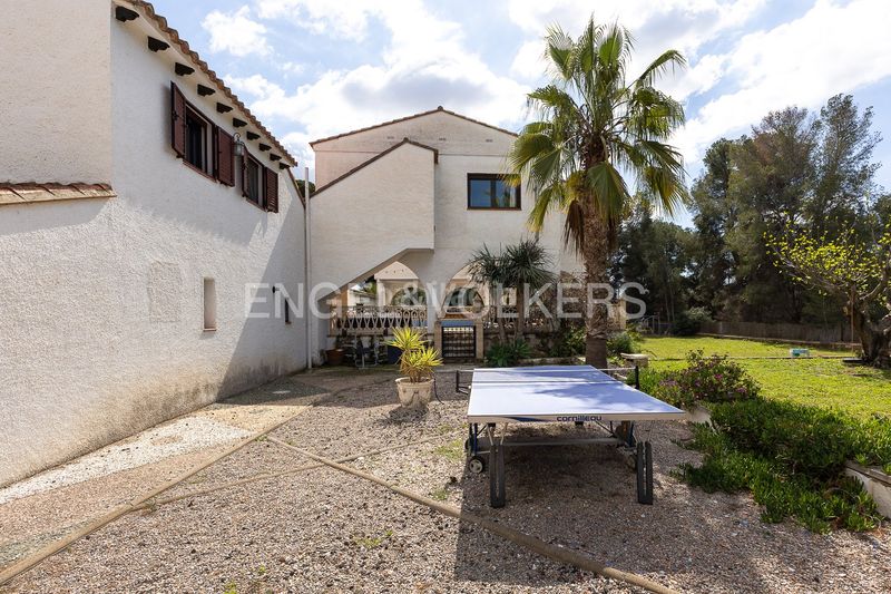Foto 7641d453-ad4b-4932-ab1d-43cc0d01d291. Casa amb calefacció aparcament piscina a Los Pinares-La Masia Bétera