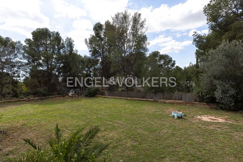 Foto a3bbbdd4-722f-450c-b657-c06ac2fe7fd2. Casa amb calefacció aparcament piscina a Los Pinares-La Masia Bétera