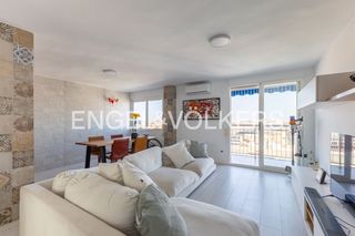 Pis  Pintor maella. Exclusiva vivienda reformada con vistas despejadas y gran lumino