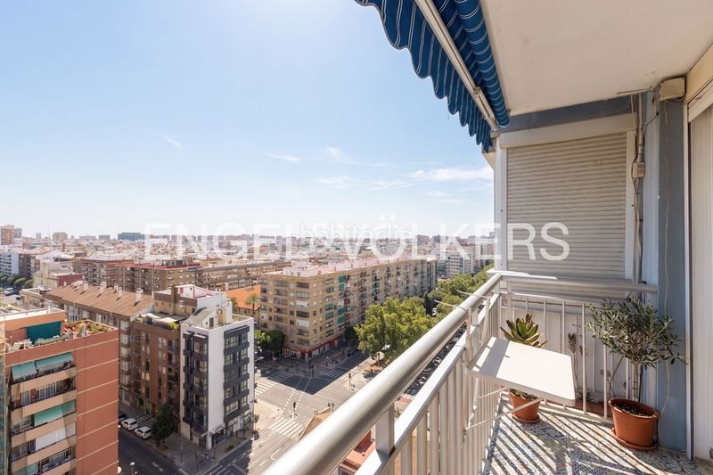 Foto e588fb39-bb21-4929-9bf3-beb4abc20493. Pis amb calefacció a La Creu del Grau Valencia