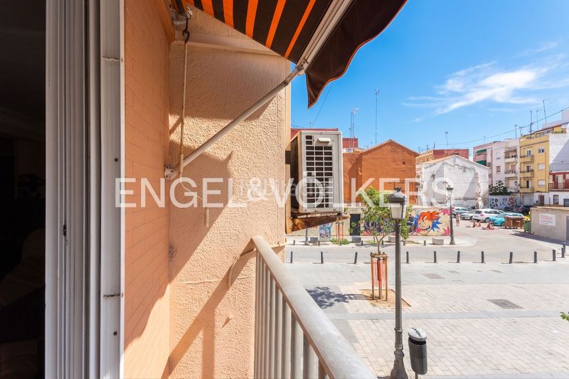 Foto 7636722f-0827-4d80-b91d-9ffc363c229a. Pis amb calefacció a El Cabanyal-El Canyamelar Valencia