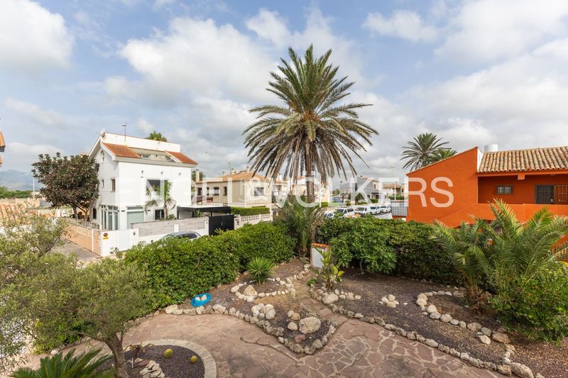 Foto 9a26e468-c4da-4f59-8a84-2c76de186675. Casa amb calefacció aparcament a El Marenyet Cullera