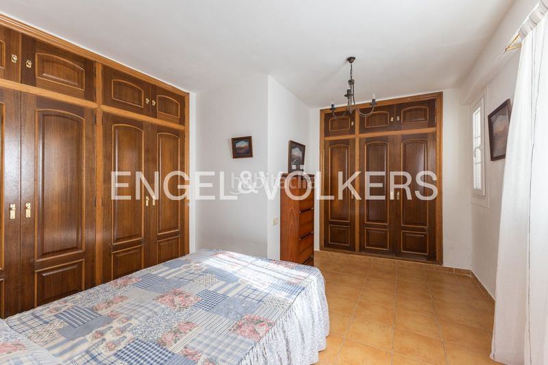Foto ef92812b-e5ea-4316-95f8-fc97bd72a1c3. Casa amb calefacció aparcament a El Marenyet Cullera
