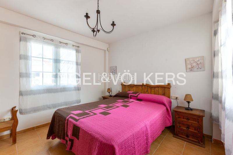 Foto f1b6f261-5495-44a4-b81f-3dd54bbe1591. Casa amb calefacció aparcament a El Marenyet Cullera