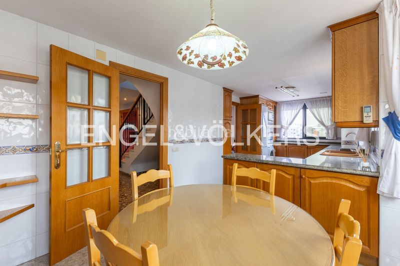 Foto 5ee173d6-f550-429f-830c-dd69f55e5101. Àtic amb calefacció aparcament a Zona Avenida del Mar Castellón de la Plana