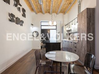 Location Appartement à Arrancapins. Loft en la roqueta para corta y larga estancia