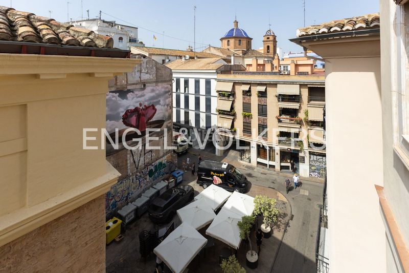 Foto 1b4db3e7-ce1a-4e43-945e-f2c40f87edaa. Pis amb calefacció a La Seu Valencia