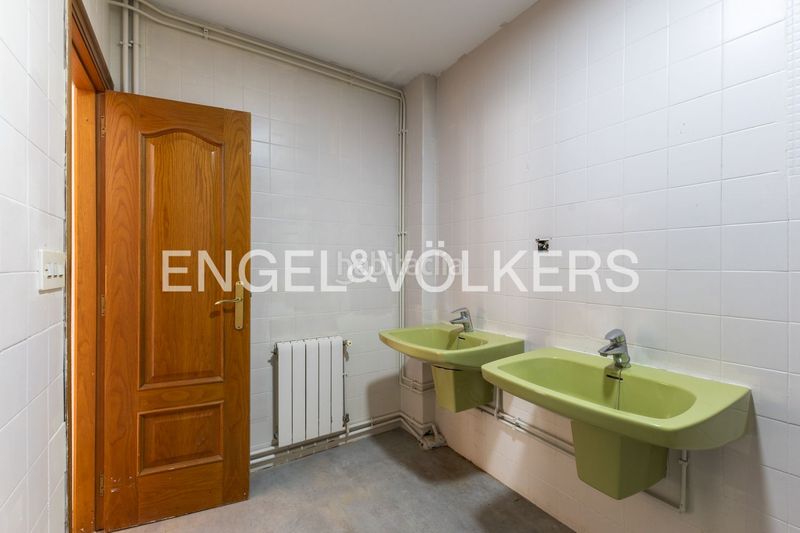Foto 74977749-2a8c-4981-887d-362e90da94bb. Casa amb calefacció aparcament piscina a La Cañada Paterna