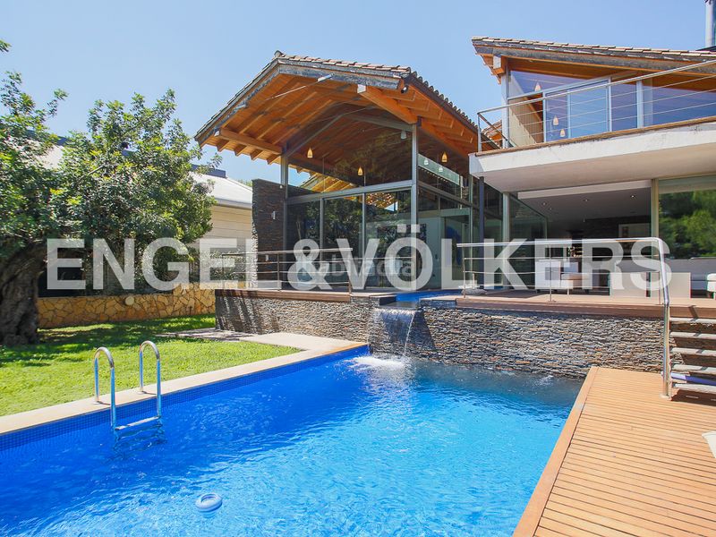 Foto f06a21d1-a1a9-4b3f-920e-3a3294af37a2. Lloguer casa amb calefacció aparcament piscina a Bétera