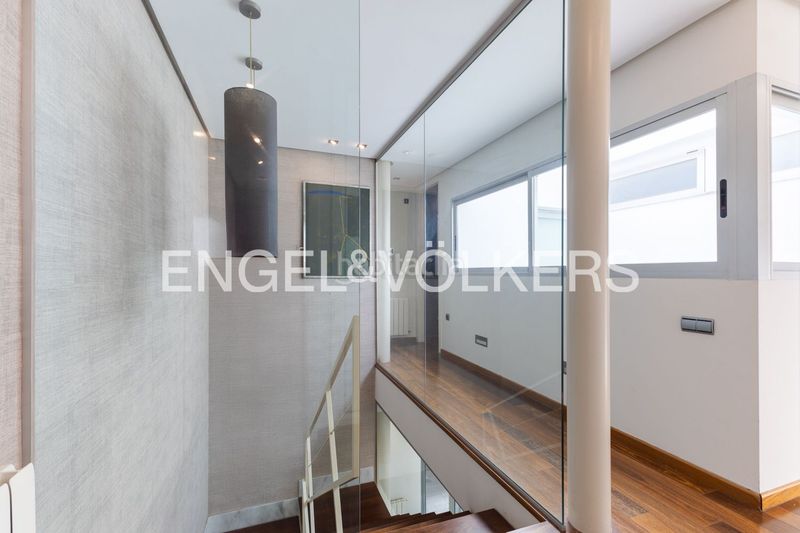 Foto c58e2e86-d782-421e-a846-5256e68f3c21. Casa adossada amb calefacció aparcament a Massamagrell