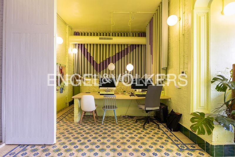 Foto be59cede-0b8a-4f73-9d14-03fed74d201e. Casa adossada amb calefacció aparcament a Poble Nou Valencia
