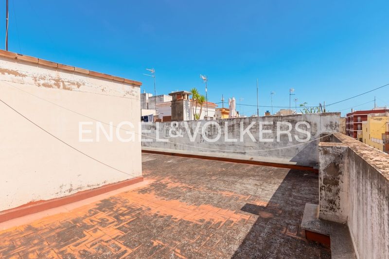 Foto f84ea37d-b3c4-4603-903c-ba65c3357b97. Dúplex amb calefacció a Oliva pueblo Oliva