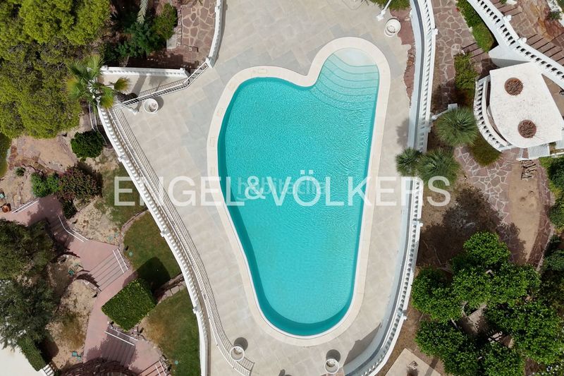 Foto eacee476-004e-4862-9a94-7dd4cfb3c3ca. Xalet amb calefacció aparcament piscina a Centro-El Castillo Sagunt