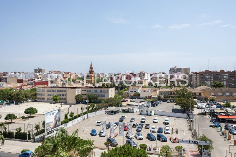 Foto 13300a4e-3161-4fa1-b1ee-5264d2fa0a17. Pis amb calefacció aparcament piscina a Nou Campanar Valencia