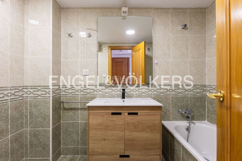 Foto 781d2a93-c6eb-41c9-a1f9-f757dd8be982. Pis amb calefacció aparcament piscina a Nou Campanar Valencia