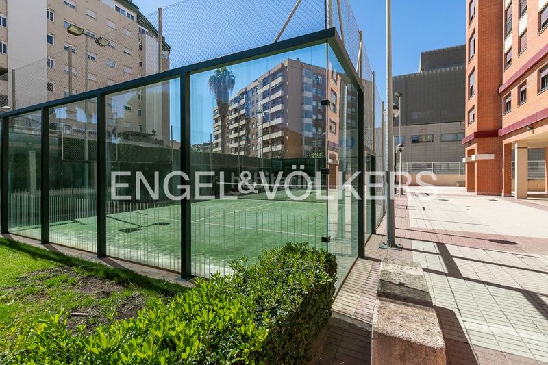Foto 9dcb3904-7419-416e-82d7-3cf9136a678b. Pis amb calefacció aparcament piscina a Nou Campanar Valencia