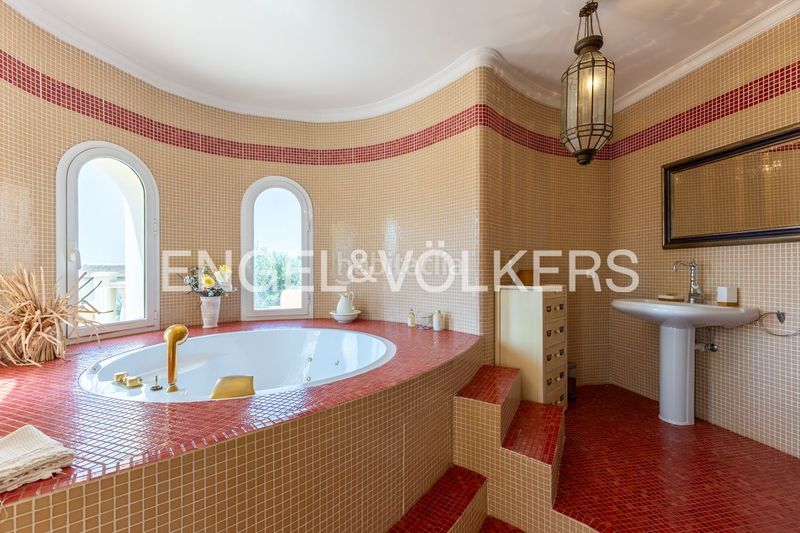 Foto 52a7cf89-7dcb-476b-a189-68dfa2f51410. Casa amb calefacció aparcament piscina a La Granadella - Costa Nova Xàbia