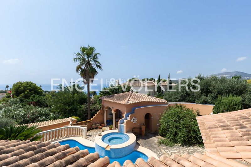 Foto cce88bcf-f755-4e10-b403-3cf5d2a6550b. Casa amb calefacció aparcament piscina a La Granadella - Costa Nova Xàbia