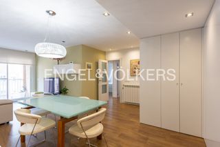 Appartamento in Barrio Benicalap. Elegante propiedad en cortes valencianas