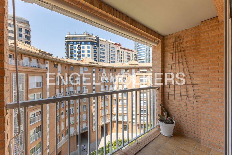 Foto f65fba8b-b3c0-49b0-abde-9a3aed8984b3. Pis amb calefacció aparcament piscina a Barrio Benicalap Valencia