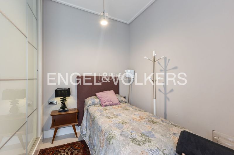 Foto 08386b11-49a1-44d5-967a-1d648c5fc88a. Pis amb calefacció a Russafa Valencia
