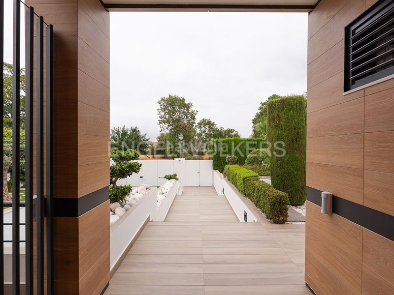 Foto 0d51ec79-8f85-4656-ac86-1501c5a8f68f. Lloguer casa amb calefacció piscina a Torre en Conill-Cumbres de San Antonio Bétera