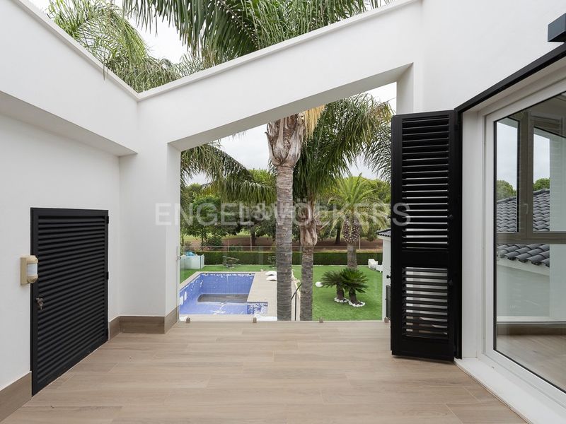 Foto a9225940-9dc0-462e-91cc-0d2bbef07a6a. Lloguer casa amb calefacció piscina a Torre en Conill-Cumbres de San Antonio Bétera