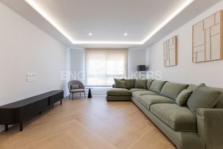 Location Appartement  C. de isabel la católica. Luminosa vivienda con reforma a estrenar en pla del remei