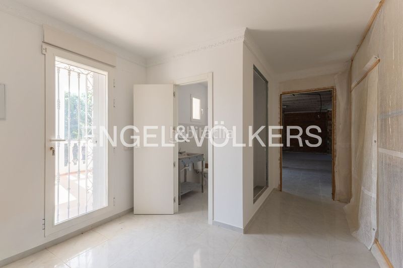 Foto 1e3ca216-bcea-4295-9852-2f1c909d25a6. Casa amb calefacció aparcament a Los Pinares-La Masia Bétera