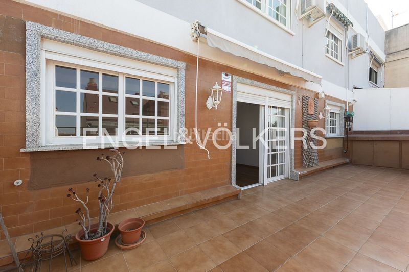 Foto 48b53846-1f41-43a8-888a-34372abfcb84. Àtic amb calefacció aparcament a Barrio de Patraix Valencia