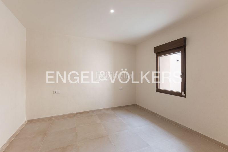 Foto 4a9bb58e-48d3-44a4-b263-9225c2860cf7. Casa adossada amb calefacció piscina a Casco Urbano Náquera