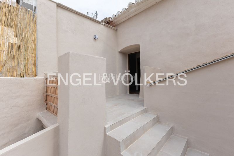 Foto bbaa6f70-e6a4-4566-8977-79c040128845. Casa adossada amb calefacció piscina a Casco Urbano Náquera